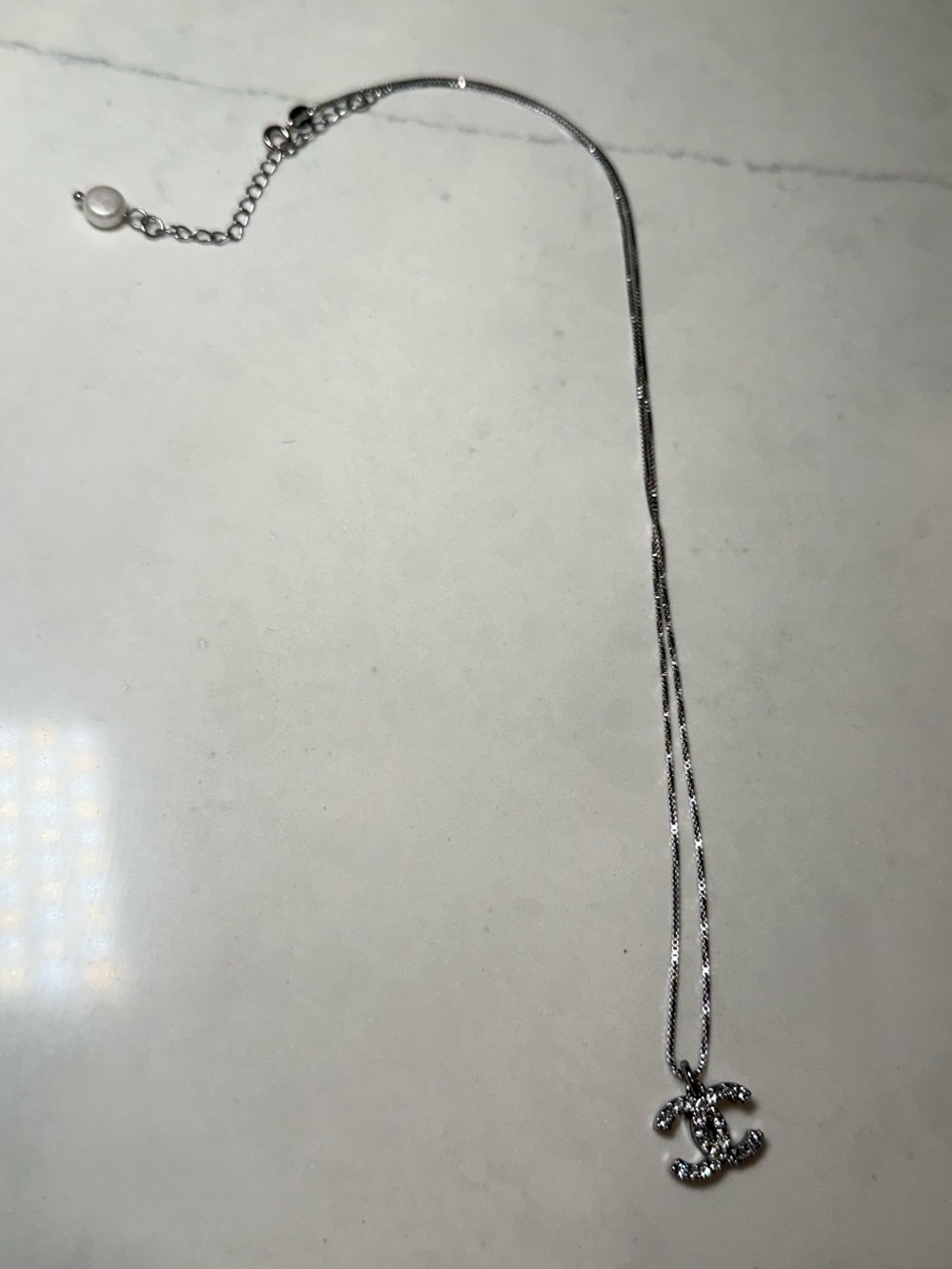 Fashion Jewelry Silver Crystal Interlocking Logo Pendant Necklace